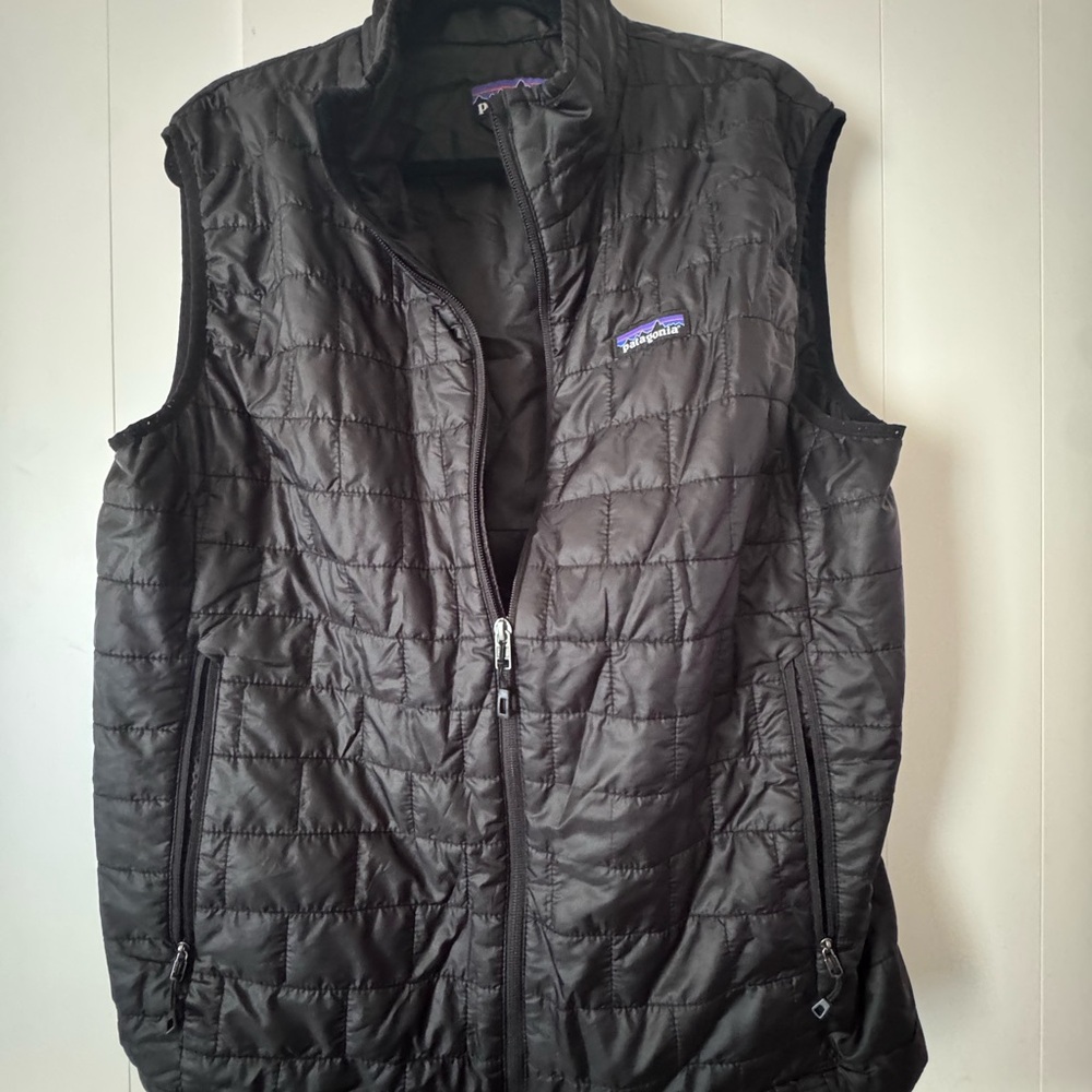 Patagonia Black Quilted Jacket Vest